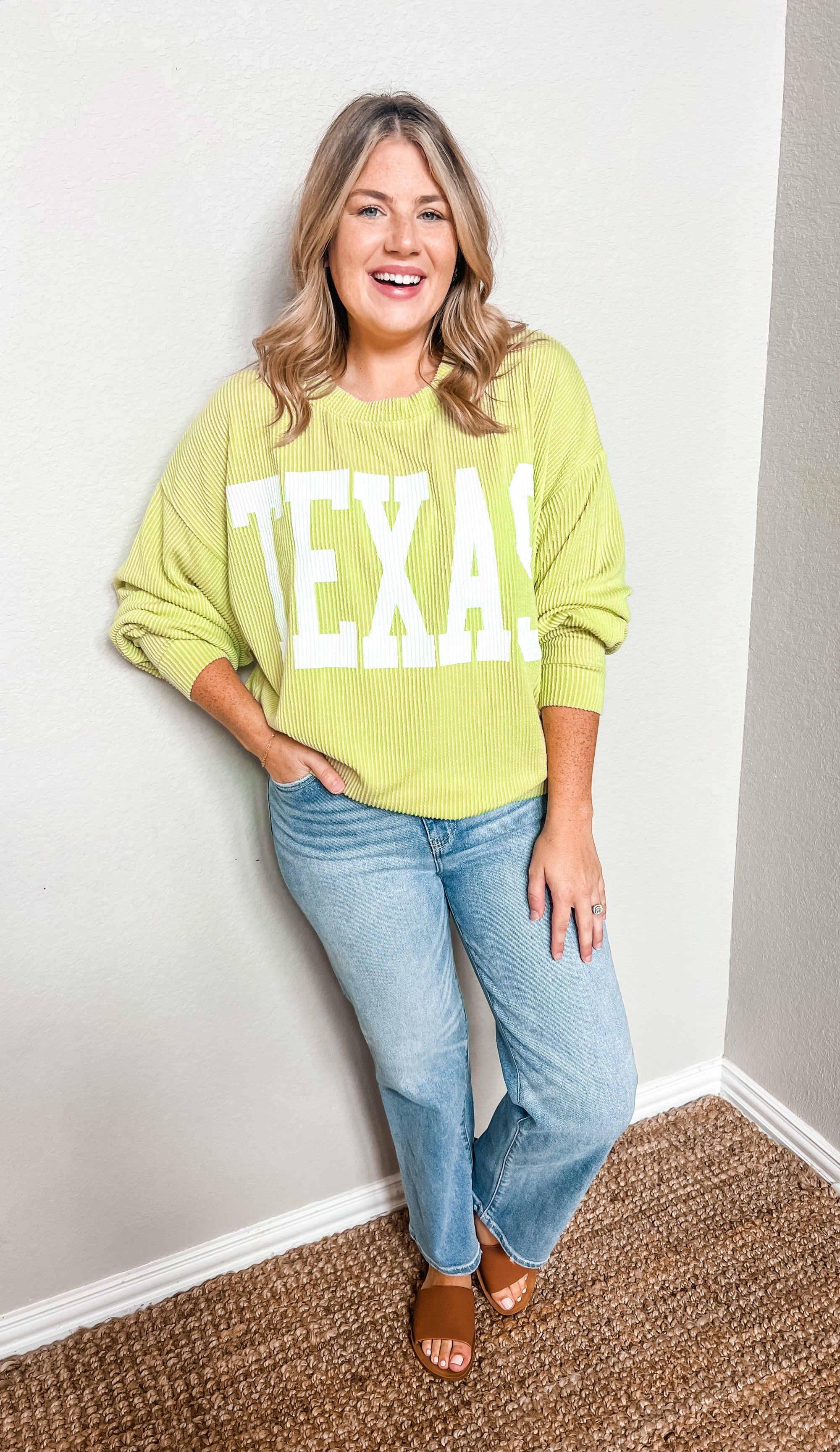 Oversized Texas Crewneck- Lime