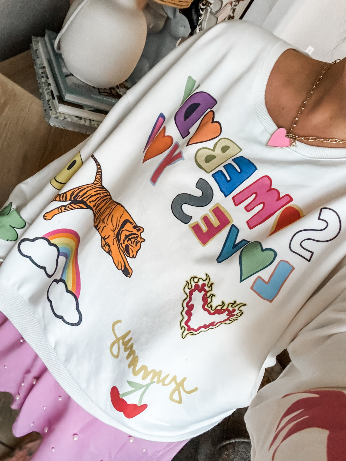 Somebody Loves You Pullover