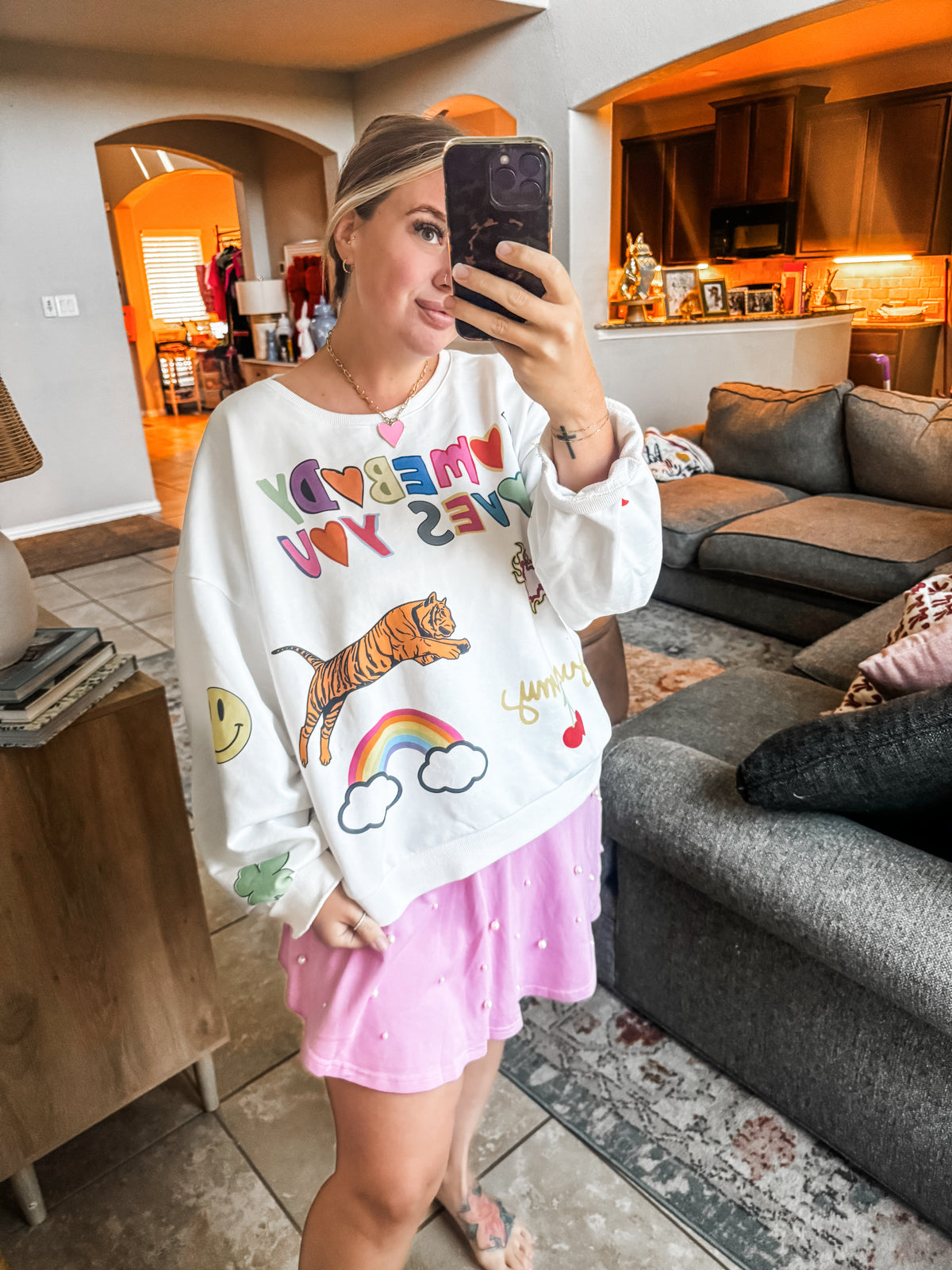 Somebody Loves You Pullover