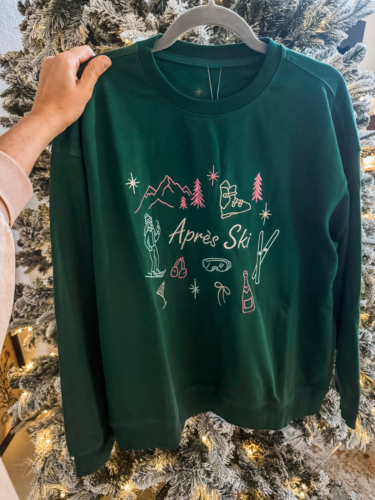 Apres Ski Embroidered Sweatshirt