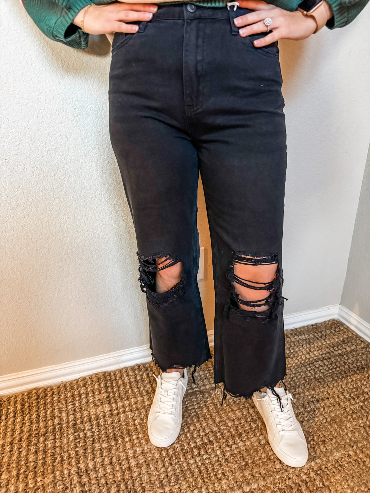 90s Vintage Crop Flair - Black