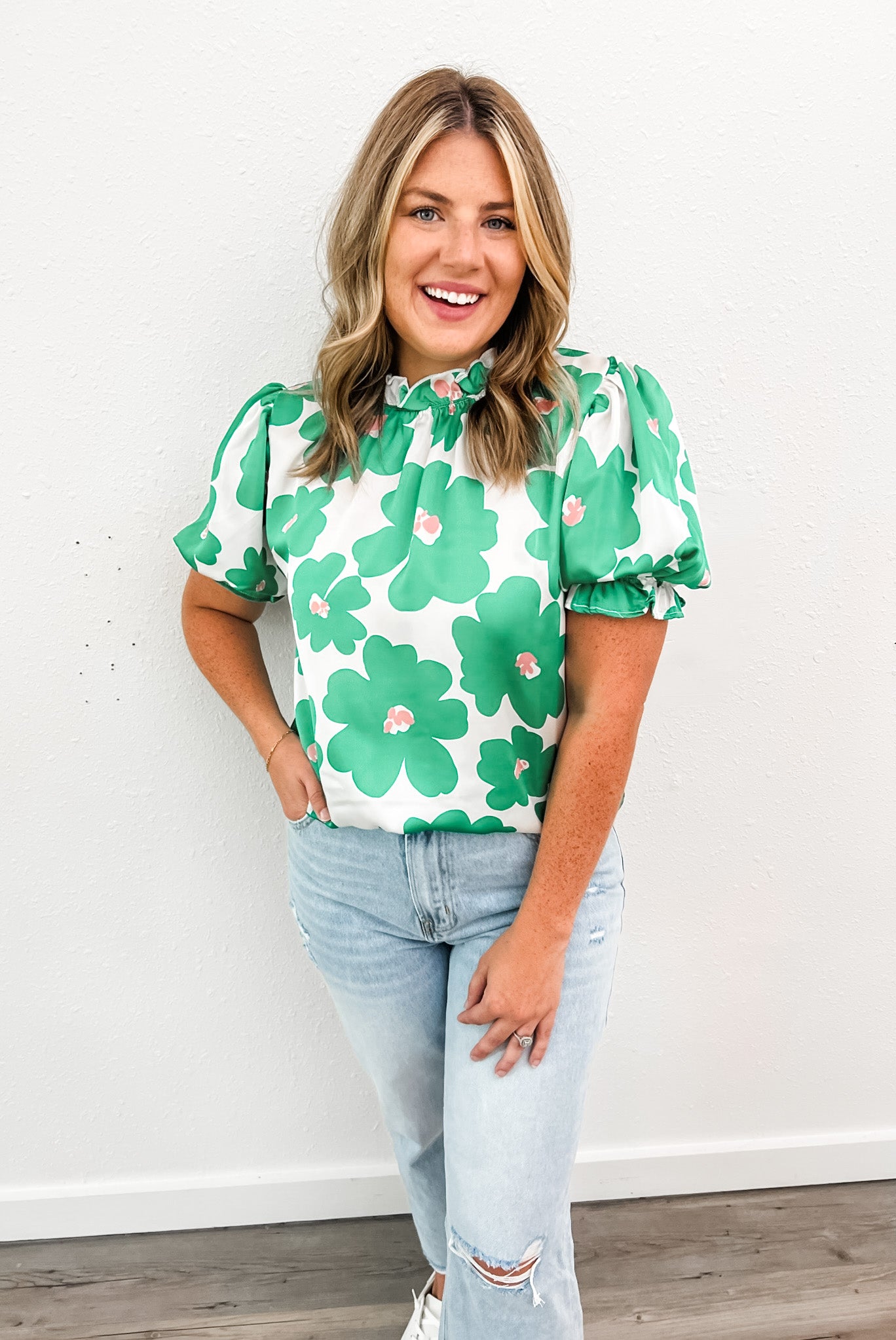 Chasing Sunshine Top - Green