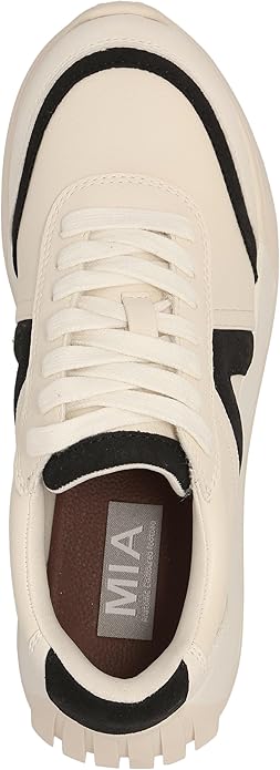 Mia Town Sneaker